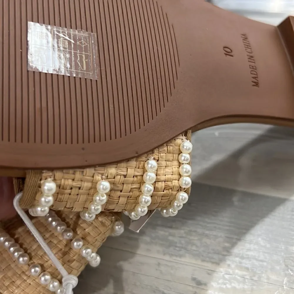 J. Crew Factory pearl slides size 10 NWT but flawed
